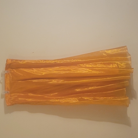 Sequence skirt and top set - Picture 2 of 3